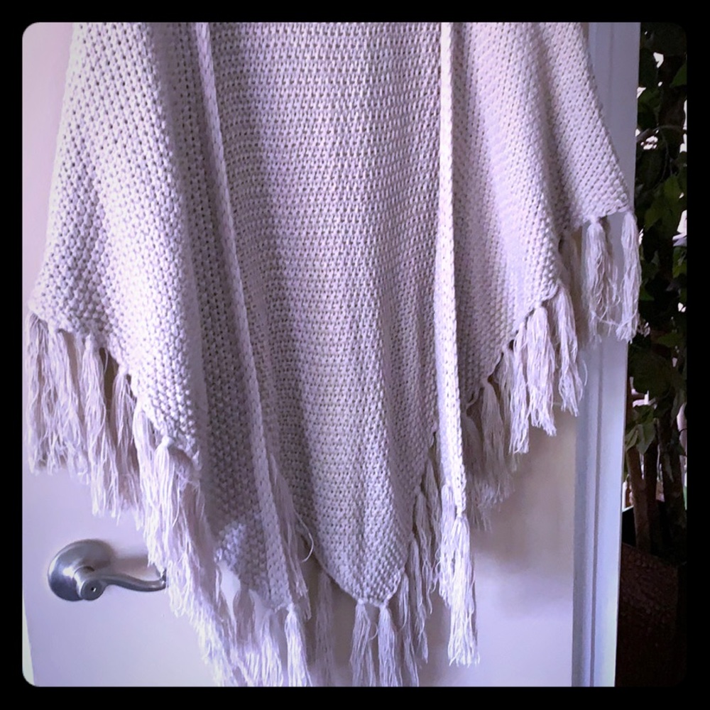 One size poncho